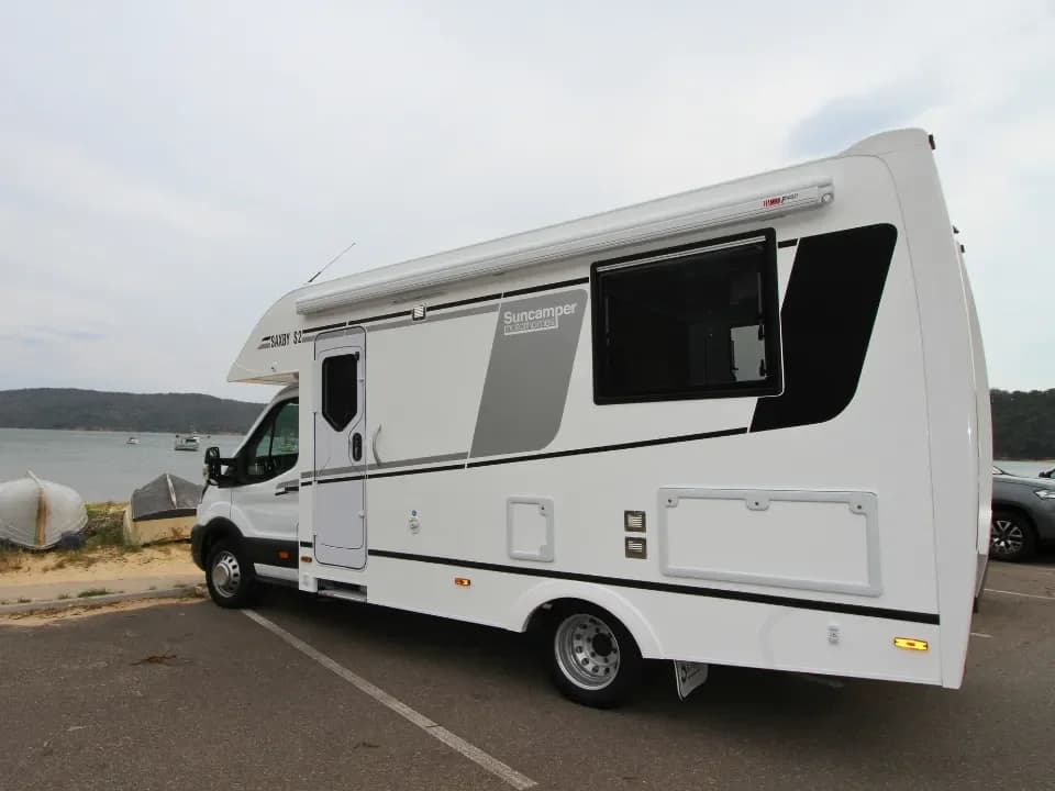 Suncamper Saxby S-2 passenger side — exterior
