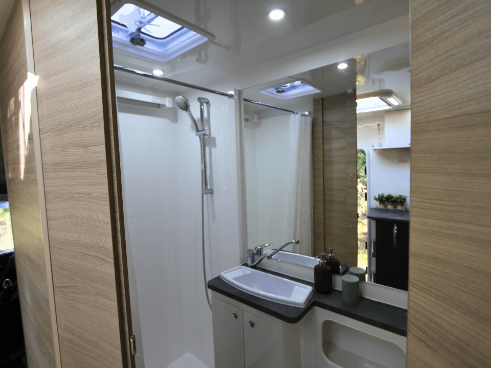 Suncamper Saxby V-2 bathroom detail — bathroom