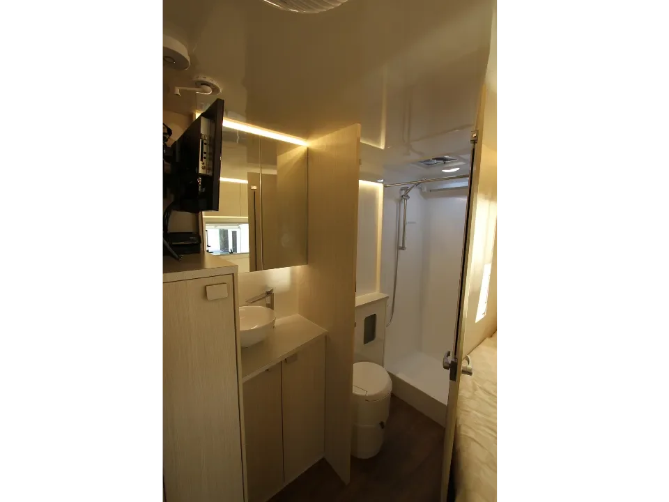 Suncamper Saxby X-2 bathroom detail — bathroom