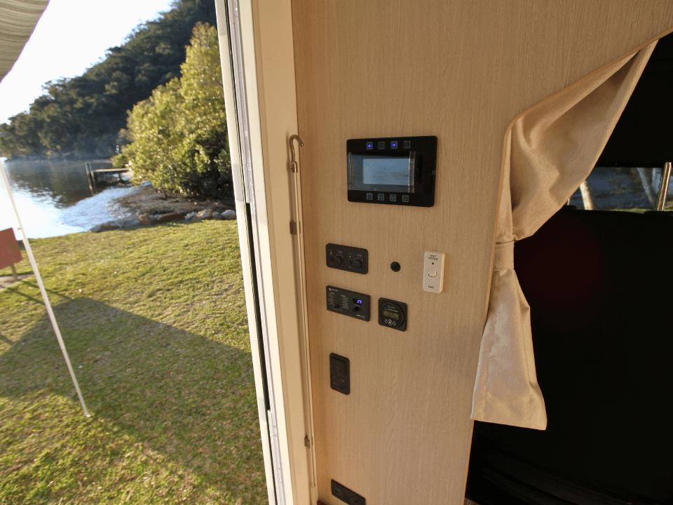 Suncamper Saxby X-2 interior detail — interior