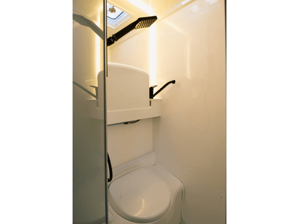 Suncamper Sherwood Conqueror 2.0 bathroom