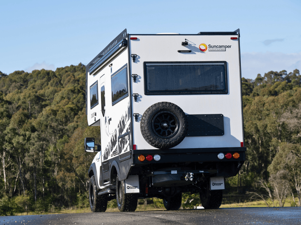 Suncamper Sherwood Conqueror 2.0 rear exterior