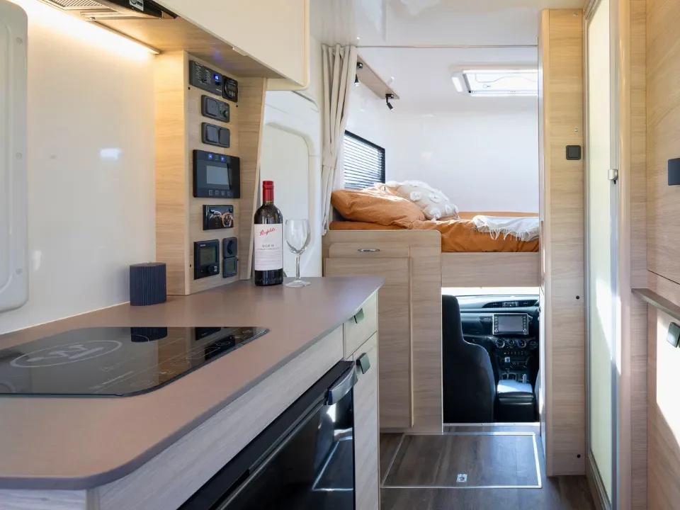 Suncamper Sherwood Conqueror 2.0 interior finish