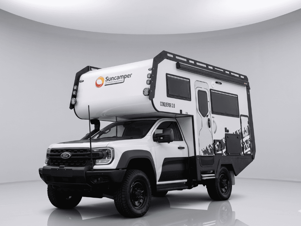 Suncamper Sherwood Conqueror 3.0 showroom exterior