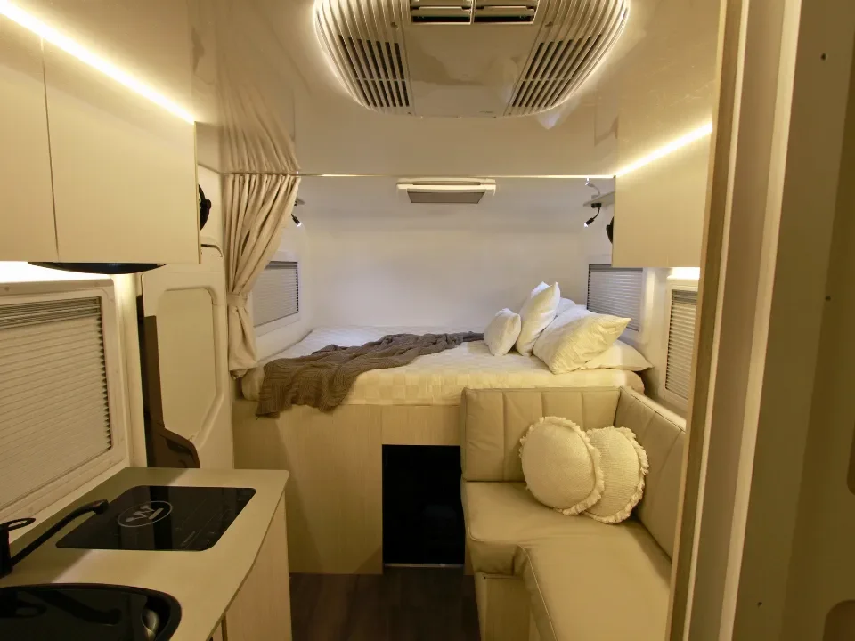 Suncamper Sherwood Conqueror 3.0 interior detail