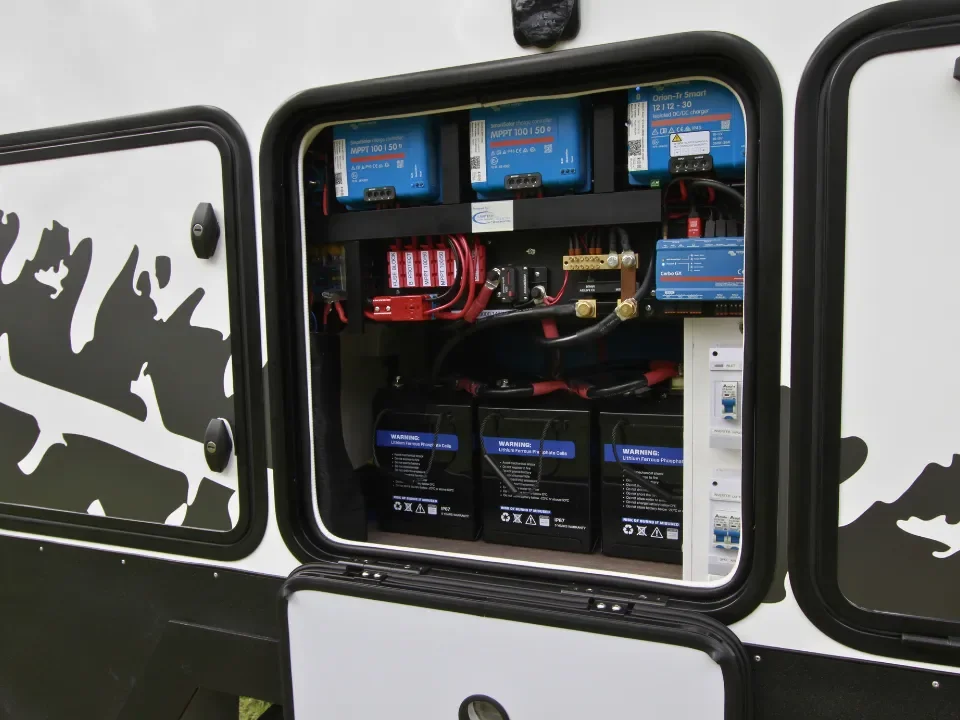 Suncamper Sherwood Conqueror 3.0 electrical utilities storage