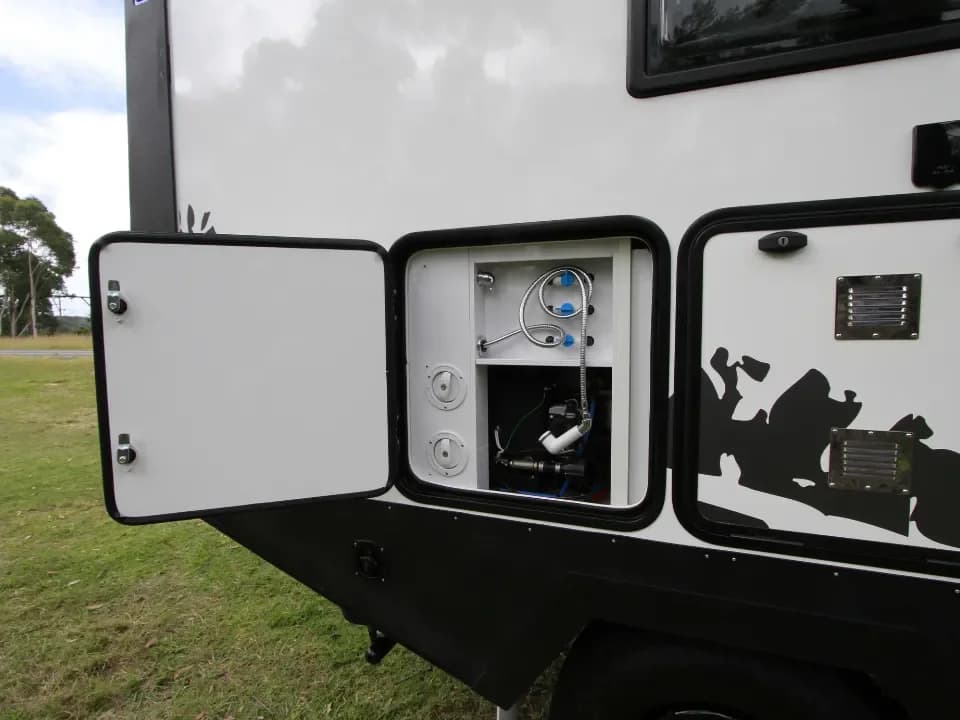 Suncamper Sherwood Conqueror 3.0 water utilities storage
