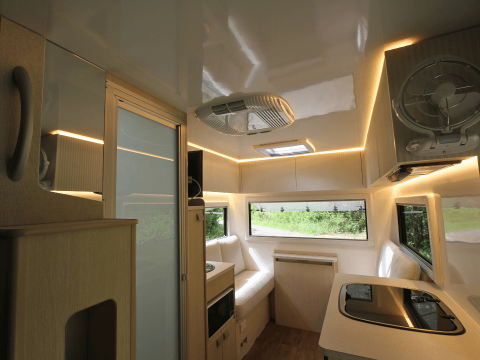 Suncamper Sherwood E-2 interior overview