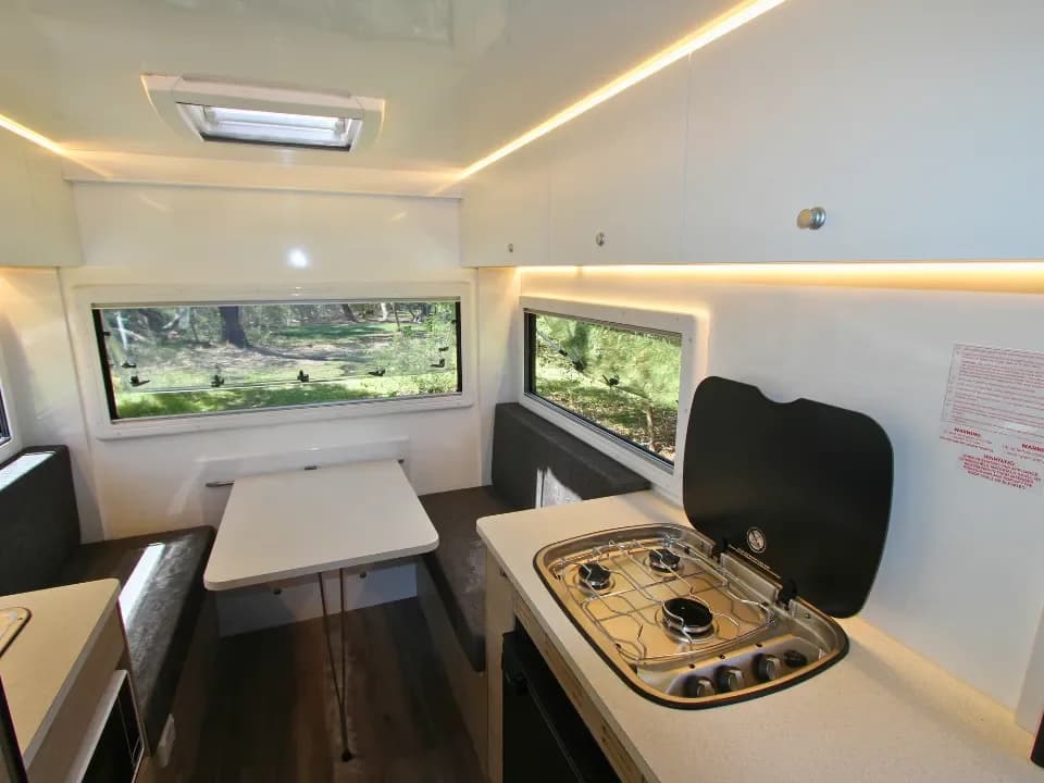 Suncamper Sherwood R-2 kitchen benchtop