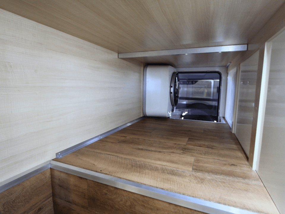 Suncamper Sovereign Q-2 storage — interior