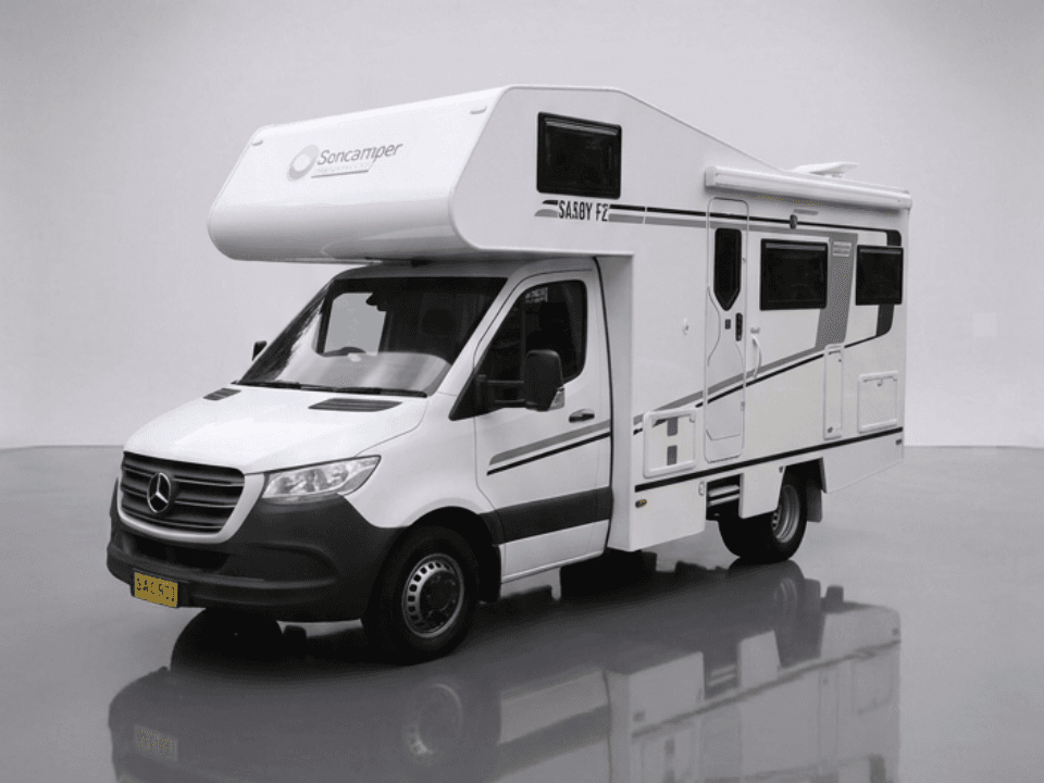 Suncamper Saxby F-2 motorhome — interior studio shot
