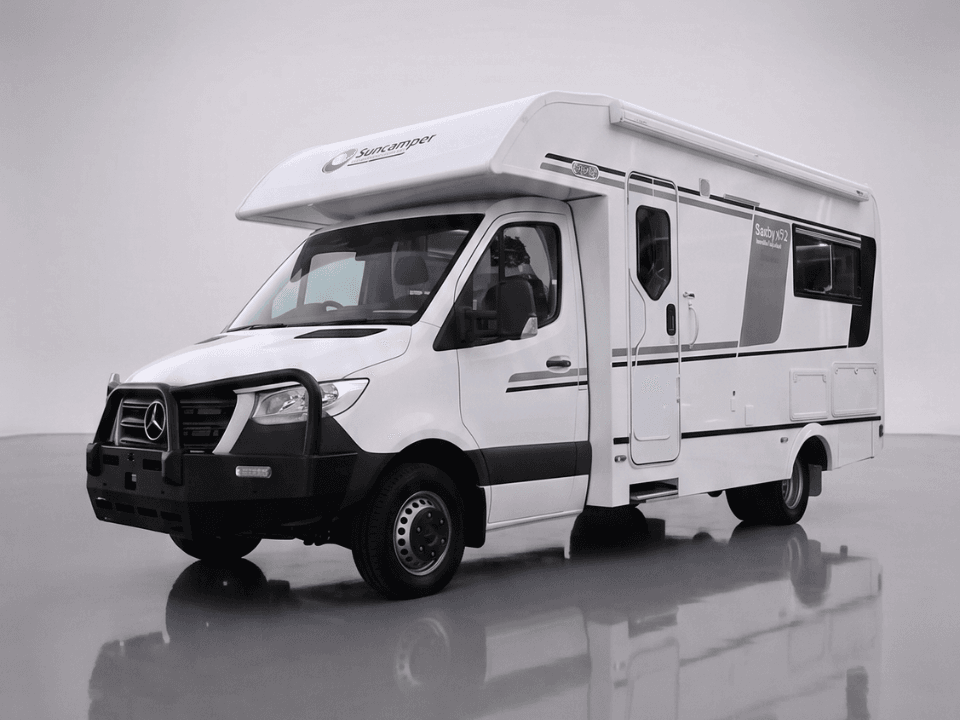 Suncamper Saxby X-2 motorhome — interior studio shot