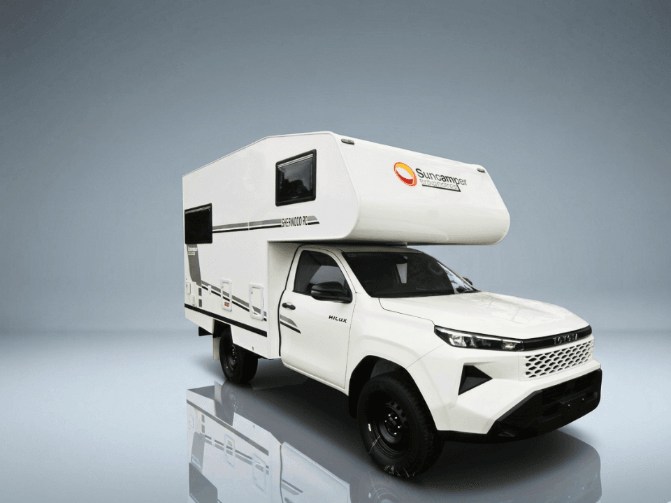 Suncamper Sherwood R-2 motorhome — studio product shot
