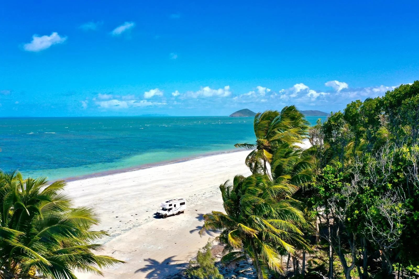 Suncamper Sherwood motorhome parked at a Cape York lookout